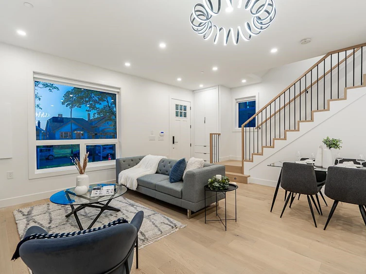 1-2715 E Pender Street, Vancouver, BC, V5K 2B9 - 3