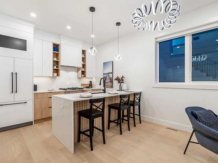 1-2715 E Pender Street, Vancouver, BC, V5K 2B9 - 6