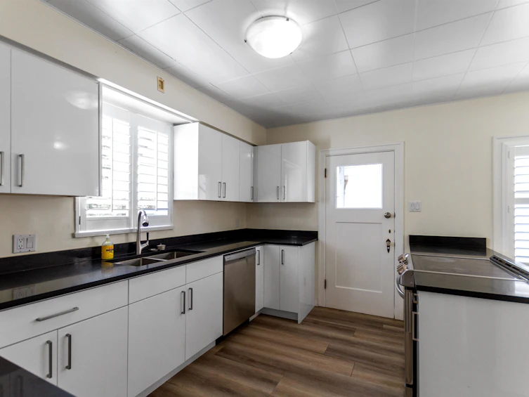 2864 W 32 Avenue, Vancouver, BC, V6L 2B6 - 10