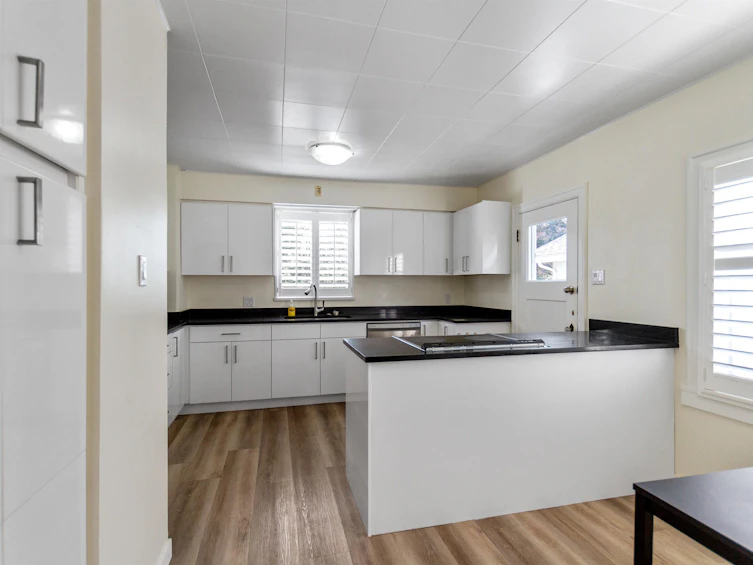 2864 W 32 Avenue, Vancouver, BC, V6L 2B6 - 8