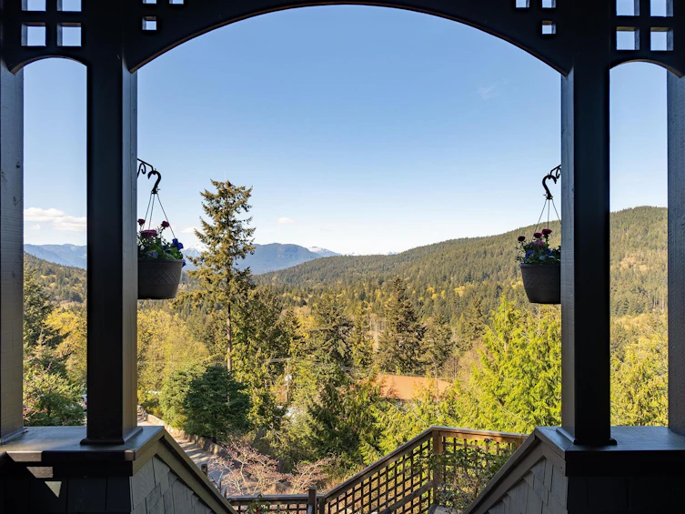 555 Roocroft Lane, Bowen Island, BC, V0N 1G2 - 4