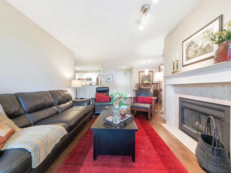307-128 W 8th Street, North Vancouver, BC, V7M 3M1 - 3