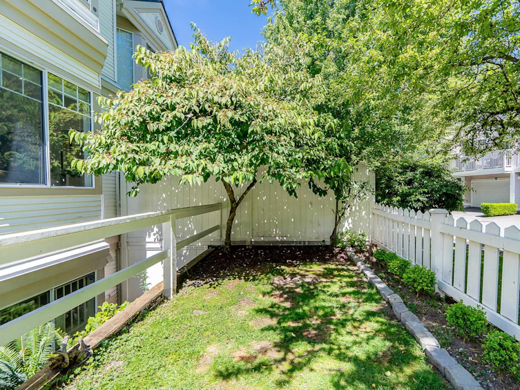 20-7501 Cumberland Street, Burnaby, BC, V3N 4Y6 - 23