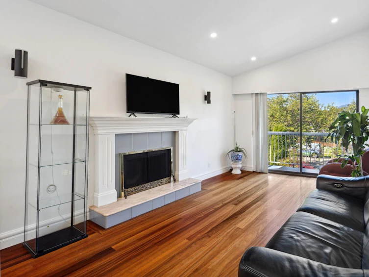 448 East 18th Avenue, Vancouver, BC, V5V 1G1 - 5