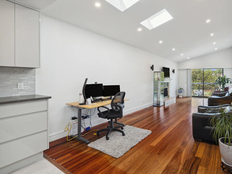 448 East 18th Avenue, Vancouver, BC, V5V 1G1 - 7