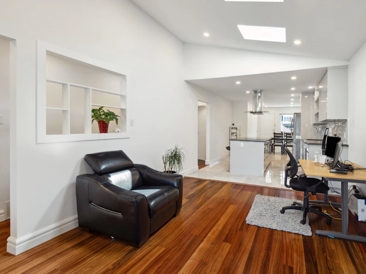 448 East 18th Avenue, Vancouver, BC, V5V 1G1 - 8