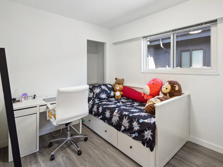 448 East 18th Avenue, Vancouver, BC, V5V 1G1 - 12