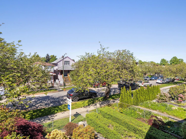 448 East 18th Avenue, Vancouver, BC, V5V 1G1 - 17