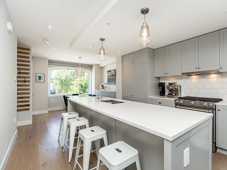 4320 Knight Street, Vancouver, BC, V5N 3M5 - 10