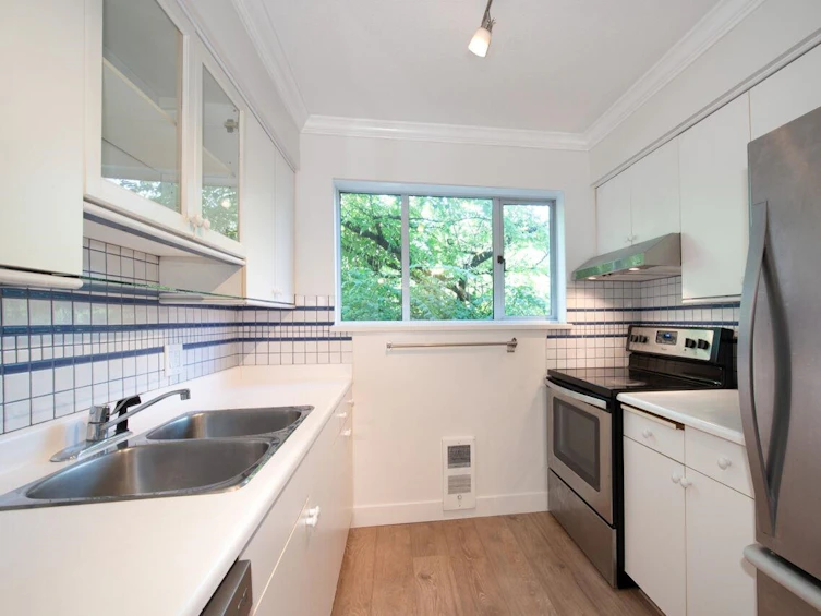 202-592 West 16th Avenue, Vancouver, BC, V5Z 1S4 - 9