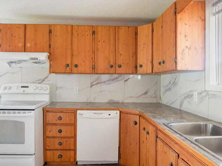 15 Saguenay Street, Kitimat, BC, V8C 1W7 - 12
