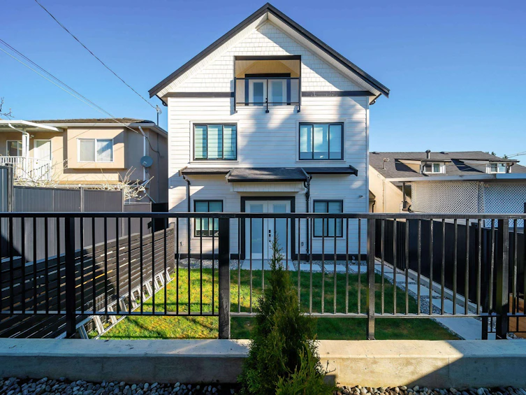 2858 E 4th Avenue, Vancouver, BC, V5M 1K8 - 23