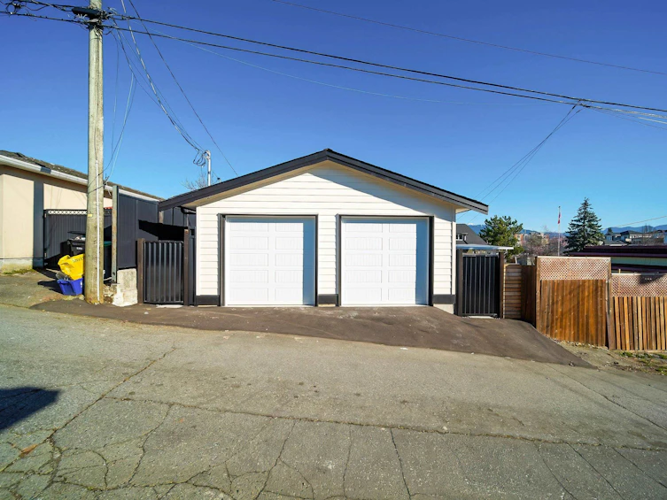 2858 E 4th Avenue, Vancouver, BC, V5M 1K8 - 26