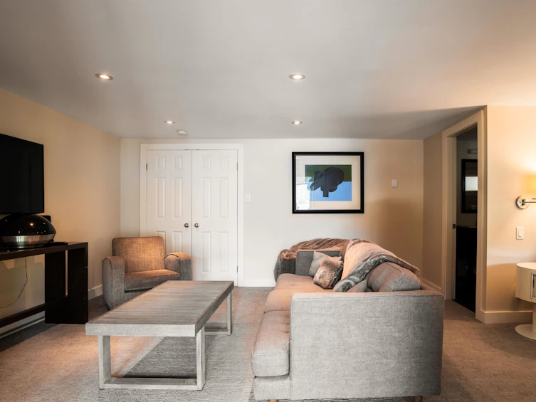 3278 Archibald Way, Whistler, BC, V8E 0B8 - 15