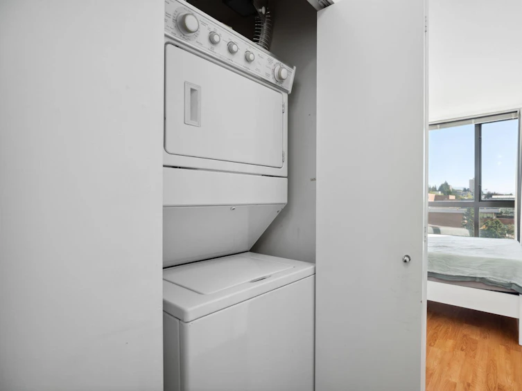1104-813 Agnes Street, New Westminster, BC, V3M 0A9 - 25