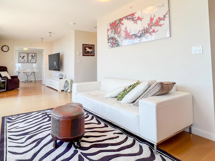 1805-5811 No. 3 Road, Richmond, BC, V6X 4L7 - 4