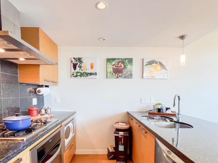 1805-5811 No. 3 Road, Richmond, BC, V6X 4L7 - 8