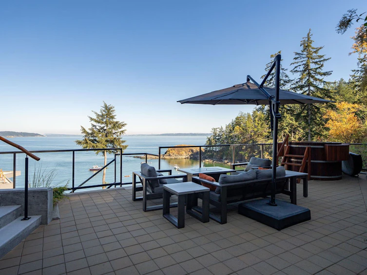 238 Shore Lane, Bowen Island, BC, V0N 1G2 - 3