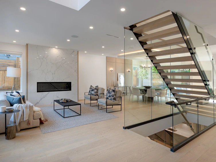 640 E Osborne Road, North Vancouver, BC, V7N 1M7 - 12