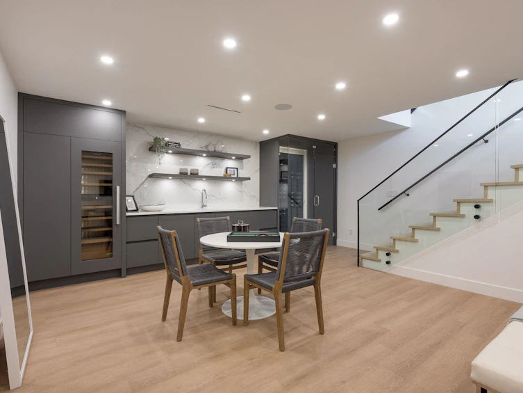 640 E Osborne Road, North Vancouver, BC, V7N 1M7 - 26