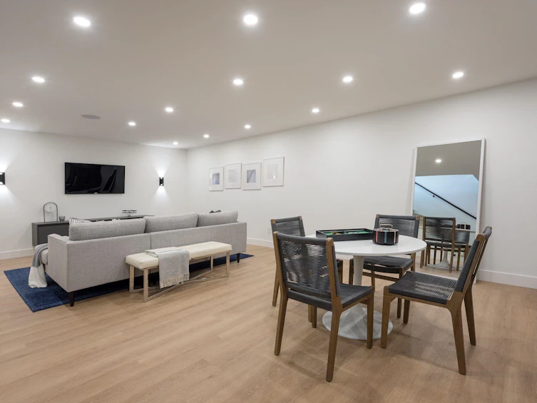 640 E Osborne Road, North Vancouver, BC, V7N 1M7 - 31