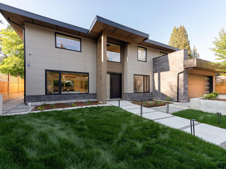 640 E Osborne Road, North Vancouver, BC, V7N 1M7 - 3
