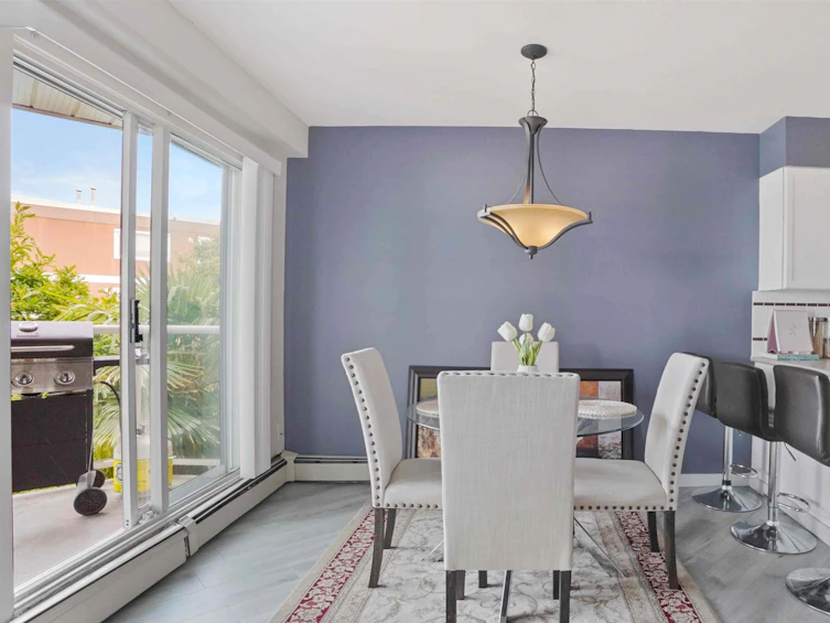 211-15233 Pacific, Surrey, BC, V4B 1P8 - 9