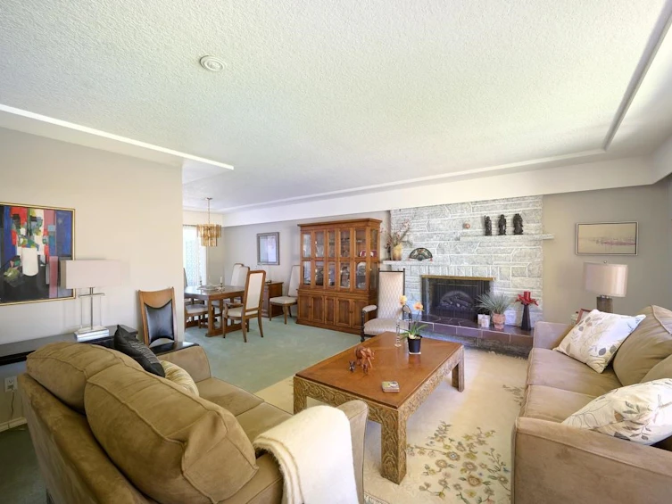 570 W 64th Avenue, Vancouver, BC, V6P 2K9 - 2