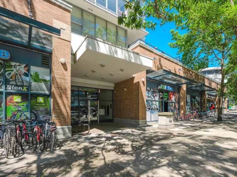 811-939 Expo Boulevard, Vancouver, BC, V6Z 3G7 - 3