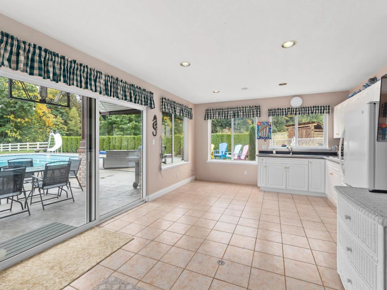 29838 Glengarry Avenue, Abbotsford, BC, V4X 1Z7 - 38