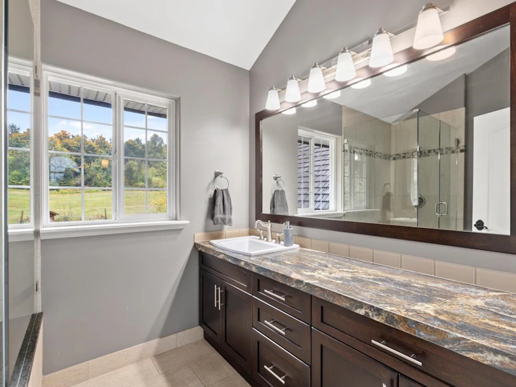 29838 Glengarry Avenue, Abbotsford, BC, V4X 1Z7 - 29
