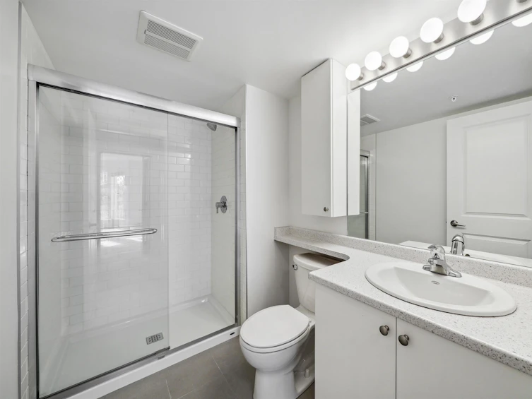 304-13911 70th, Surrey, BC, V3W 6B4 - 11