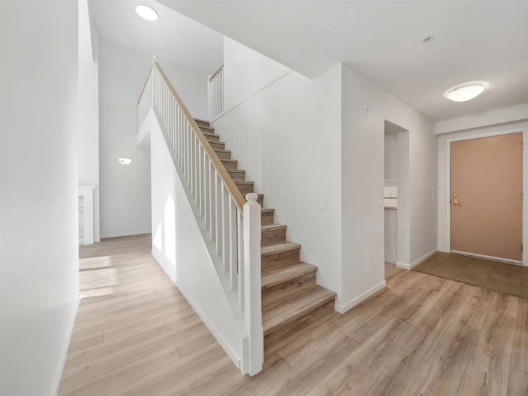 304-13911 70th, Surrey, BC, V3W 6B4 - 16