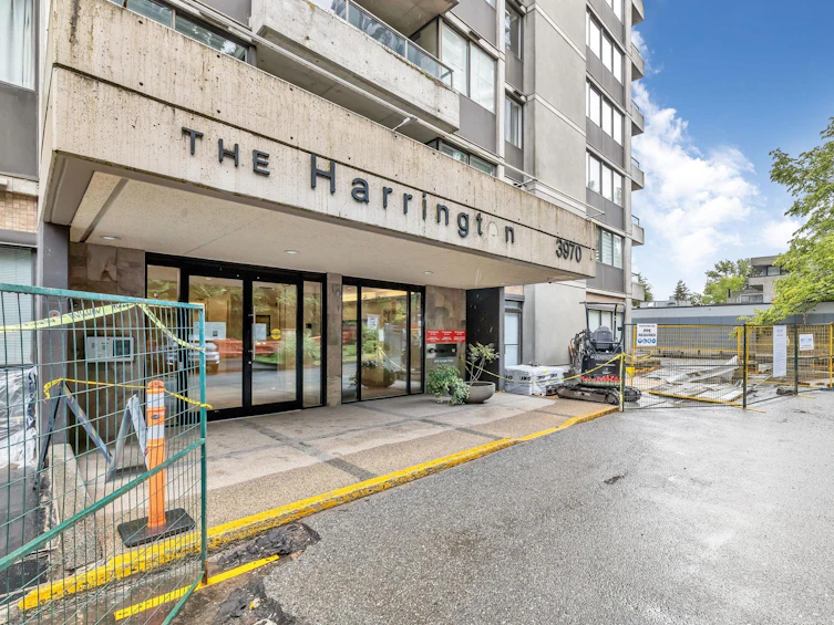 204-3970 Carrigan Court, Burnaby, BC, V3N 4S5 - 24