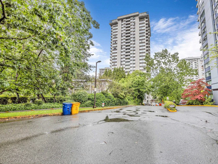204-3970 Carrigan Court, Burnaby, BC, V3N 4S5 - 25