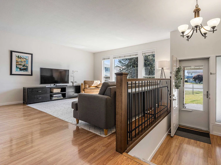 9435 James Street, Chilliwack, BC, V2P 6Y4 - 3