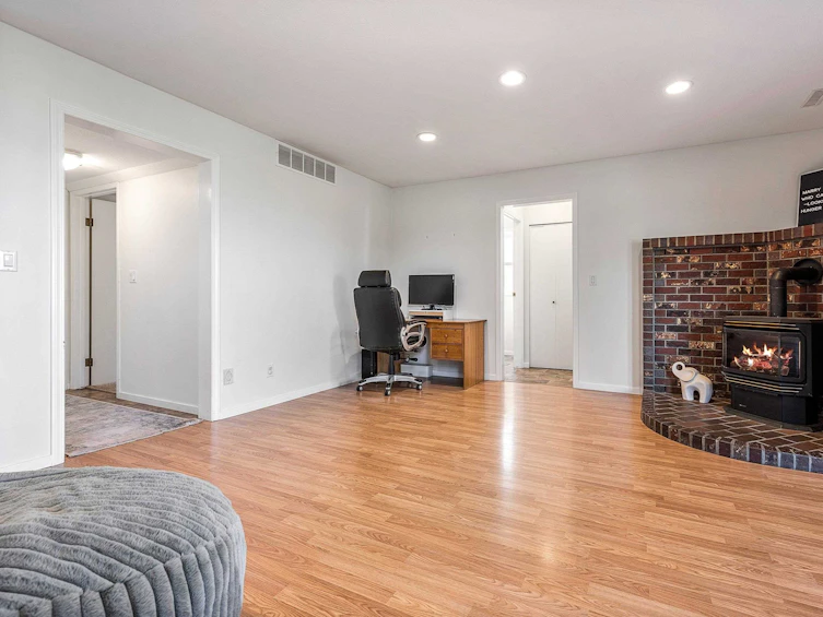 9435 James Street, Chilliwack, BC, V2P 6Y4 - 16