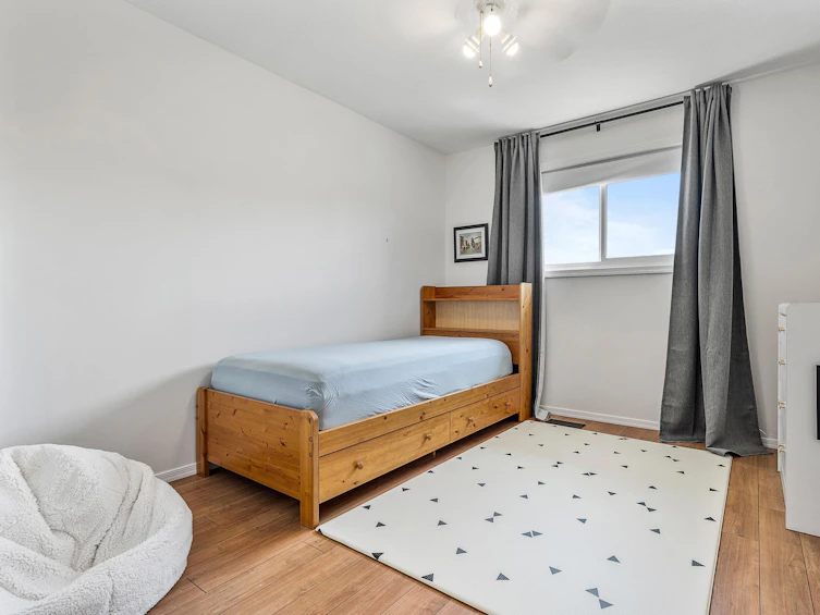 9435 James Street, Chilliwack, BC, V2P 6Y4 - 25
