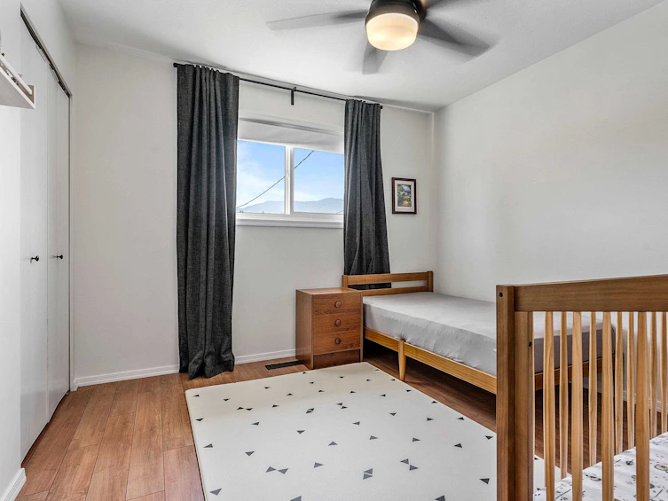 9435 James Street, Chilliwack, BC, V2P 6Y4 - 26