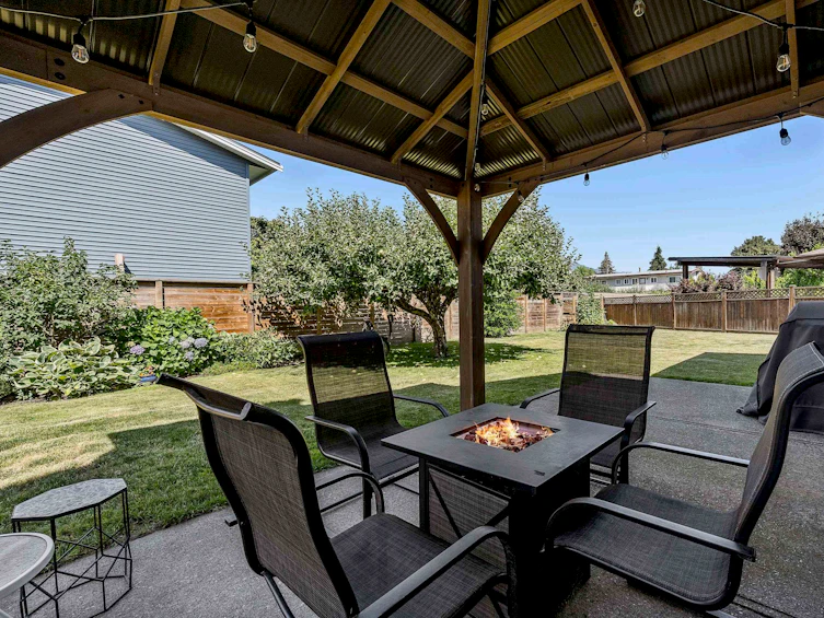 9435 James Street, Chilliwack, BC, V2P 6Y4 - 31