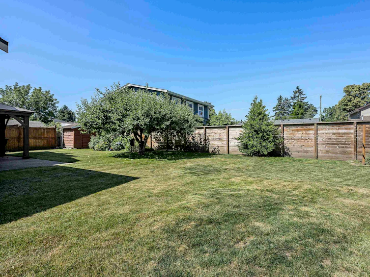 9435 James Street, Chilliwack, BC, V2P 6Y4 - 33