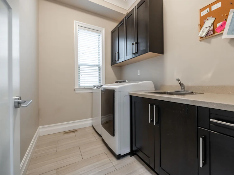 20574 69 Avenue, Langley, BC, V2Y 1R2 - 15