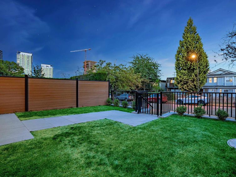 1-737 West 68th Avenue, Vancouver, BC, V6P 2T8 - 30