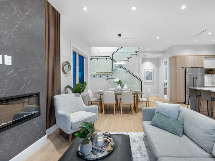 1-737 West 68th Avenue, Vancouver, BC, V6P 2T8 - 4