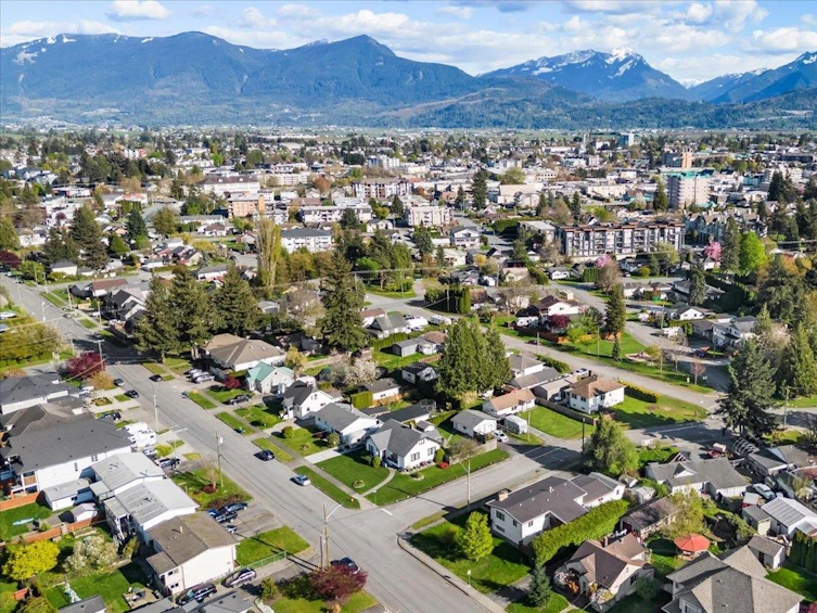 45635 Reece Avenue, Chilliwack, BC, V2P 2Z9 - 24