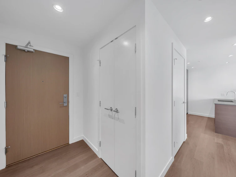 4002-4670 Assembly Way, Burnaby, BC, V5H 0H3 - 17