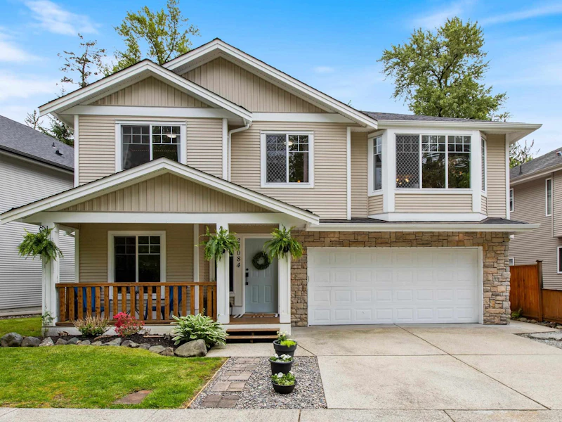 24084 109th Avenue, Maple Ridge BC V2W 1Z4
