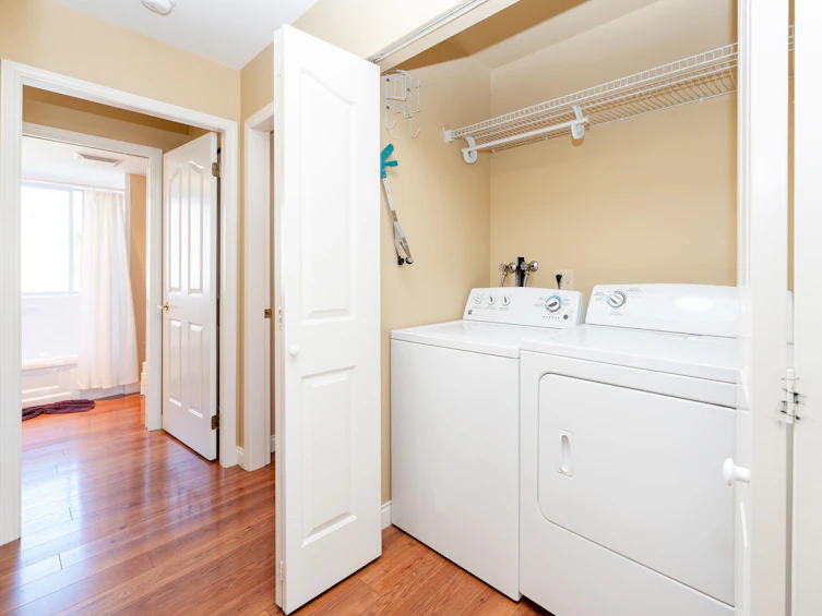 205-5363 206, Langley, BC, V3A 2C5 - 28