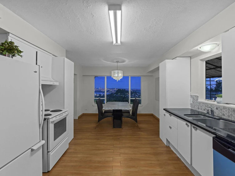 797 Eyremount, West Vancouver, BC, V7S 2A3 - 5