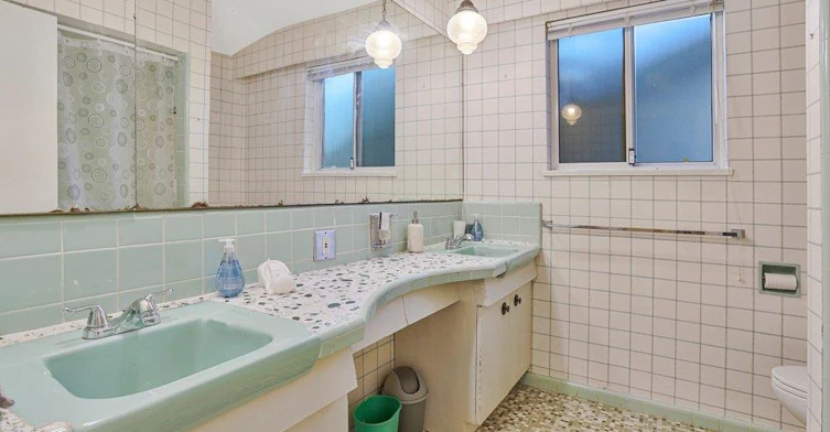 2950 W 31st Avenue, Vancouver, BC, V6L 2A4 - 23